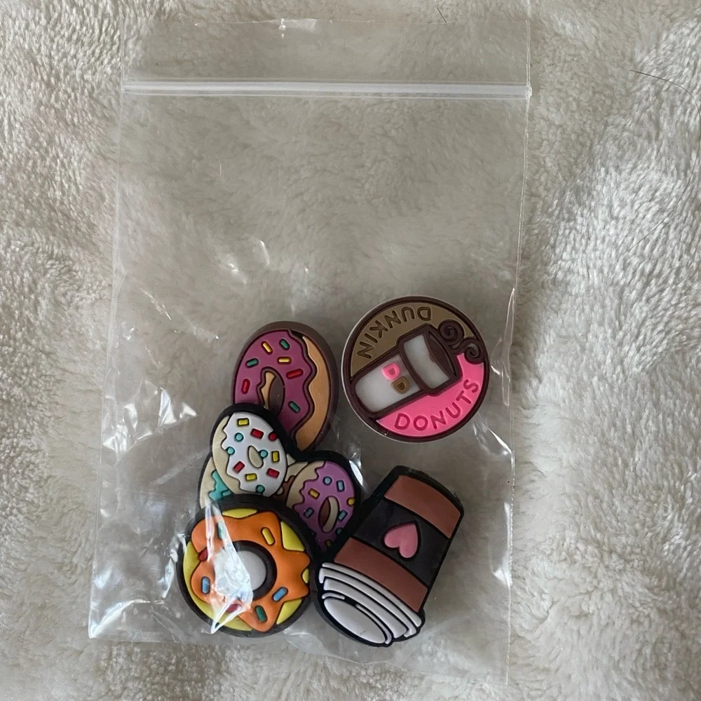 Dunkin’ Donuts Charms for Shoes NWT - Picture 3 of 4